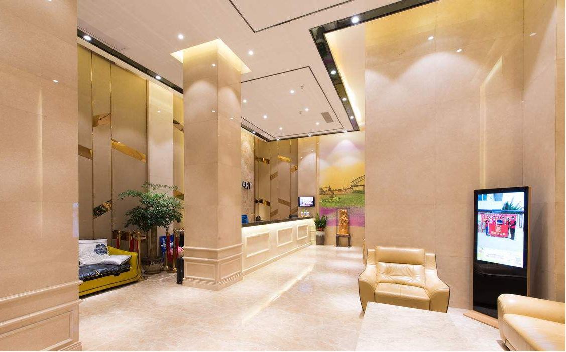 廣告機(jī)廠家